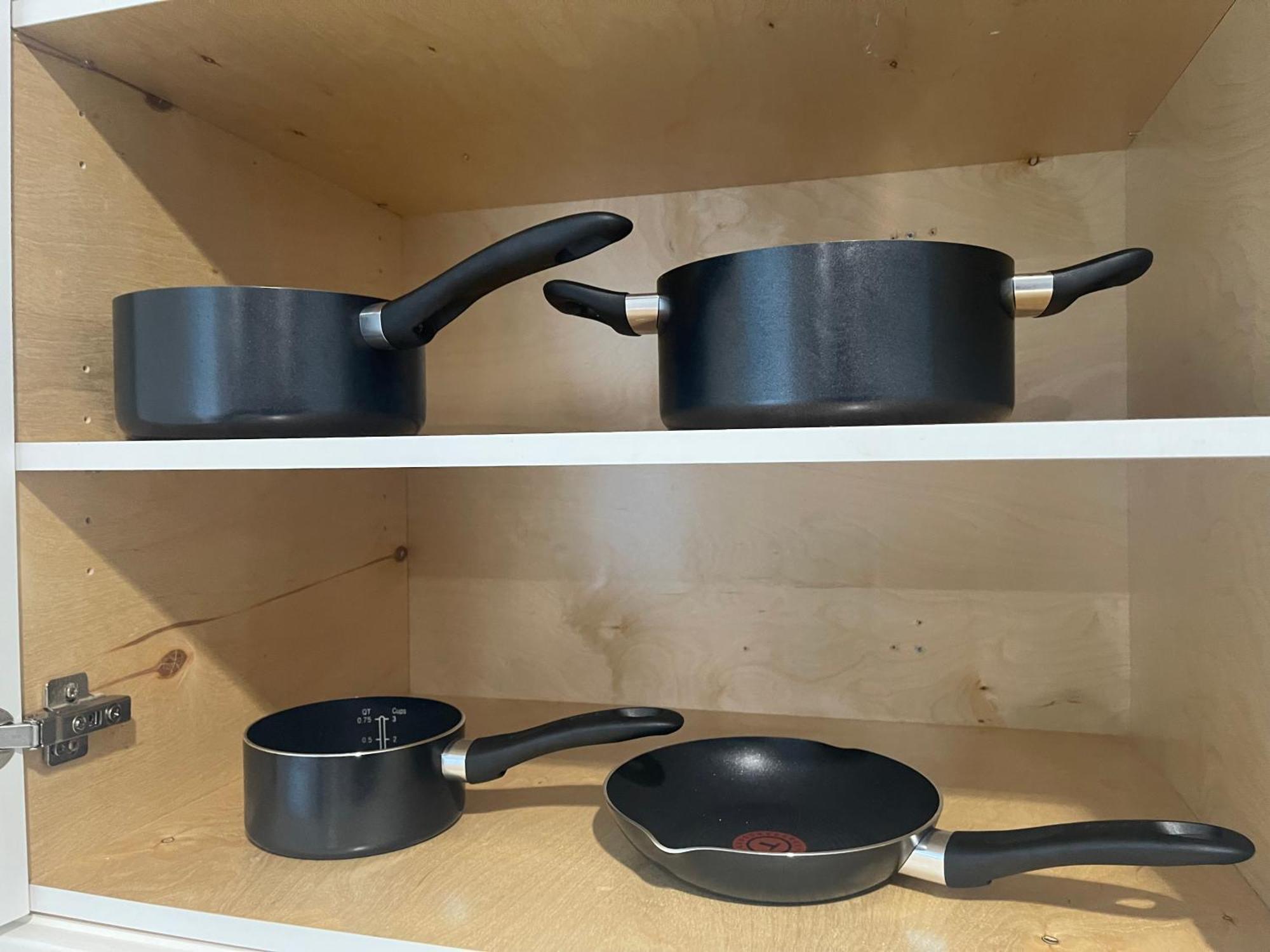 2 Bedroom Suite With Full Kitchen 레벨스톡 외부 사진