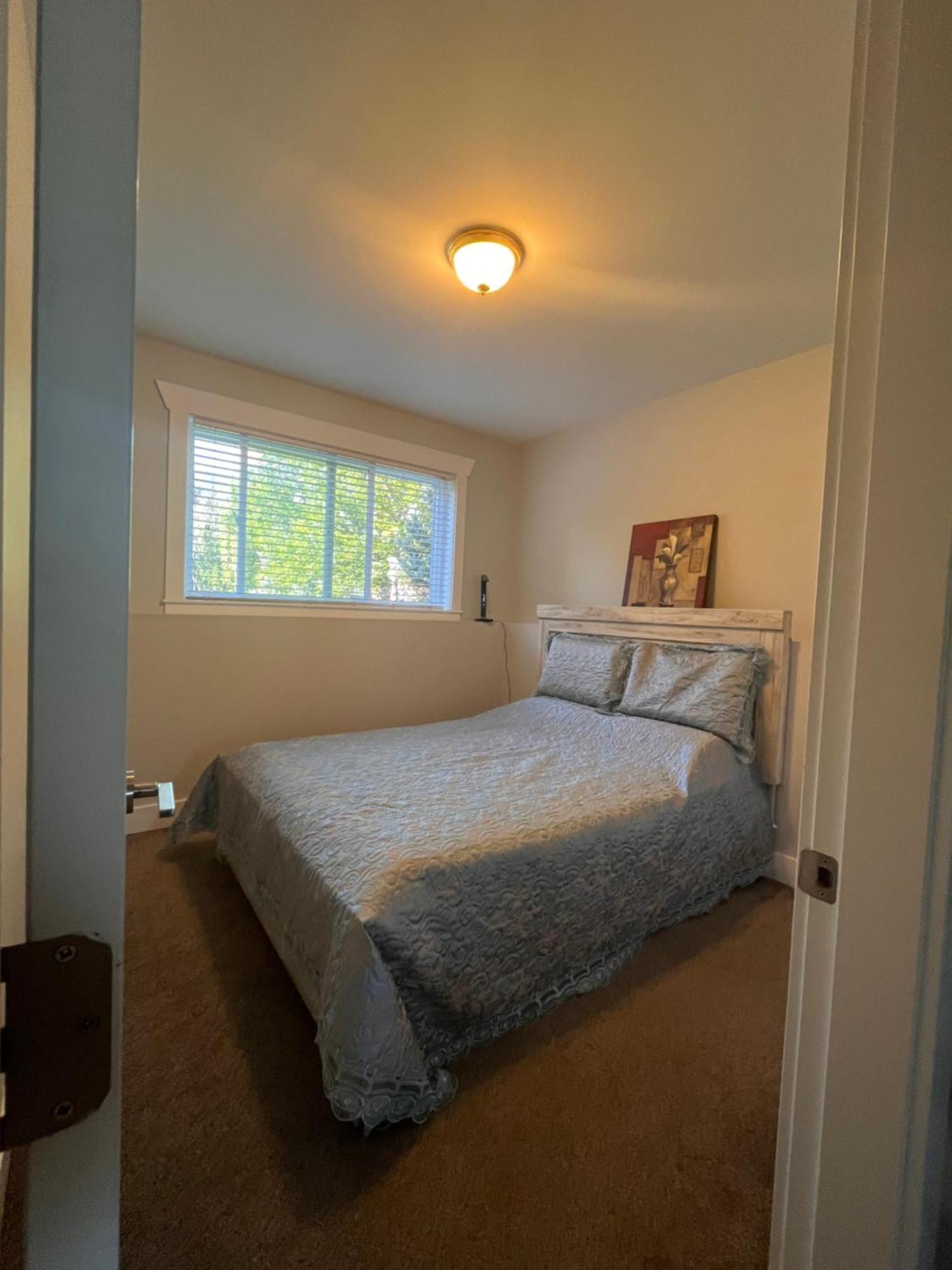 2 Bedroom Suite With Full Kitchen 레벨스톡 외부 사진